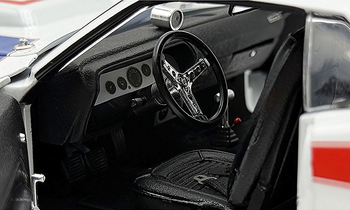 1970 Plymouth Hemi Cuda - Street Machine - Image 3