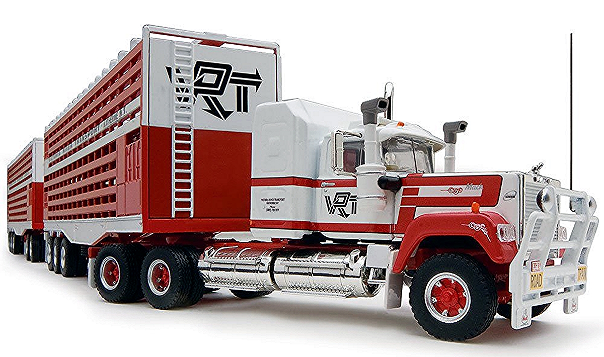 Victoria River Transport Livestock Road Train, Prime Mover, 2 trailers and Dolly